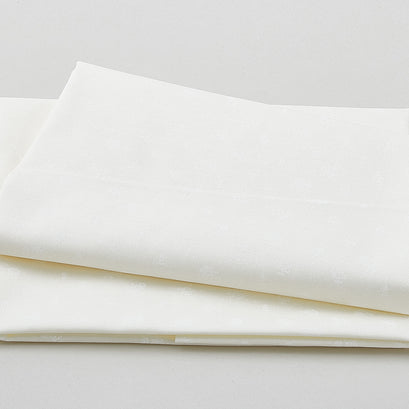 Neutral Notes - Flowers Ivory 2 Yard Cut