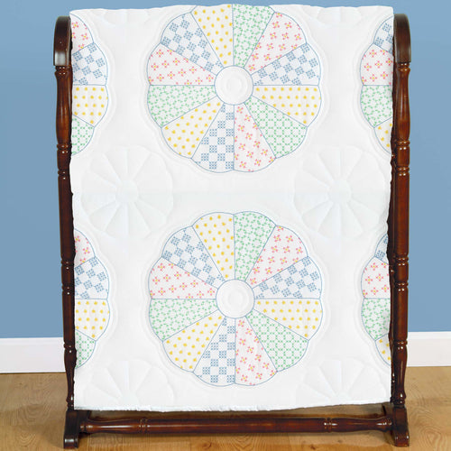Interlocking Dresden Circle 18" Embroidery Quilt Blocks Set Primary Image