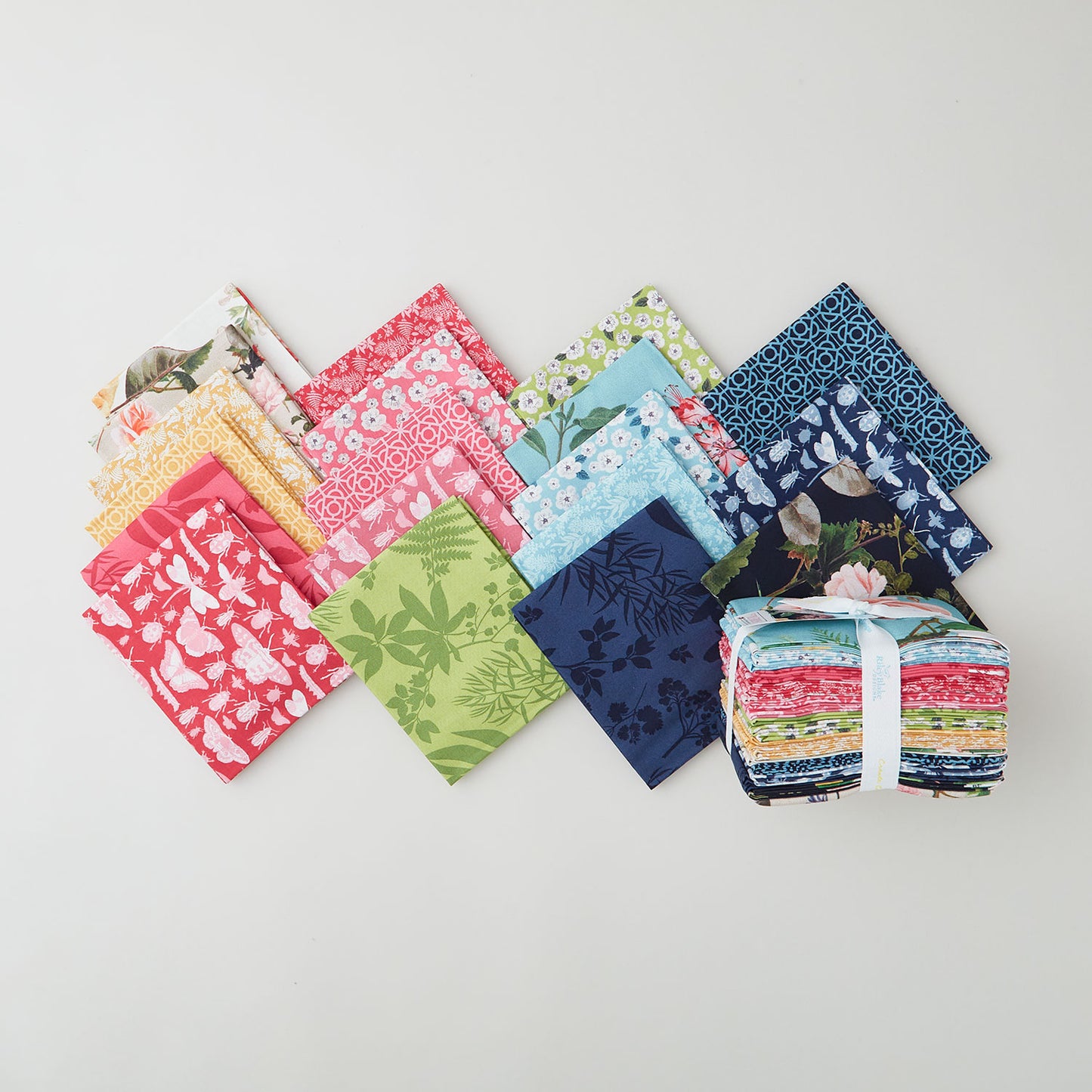 Floral Gardens Inspired by The Royal Horticultural Society Fat Quarter Bundle Primary Image