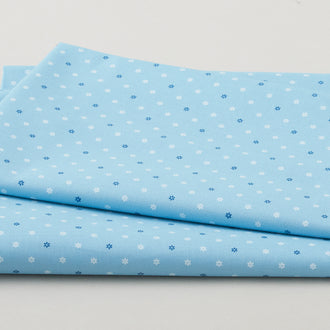 Forget-Me-Not - Bud Dot Sky 2 Yard Cut