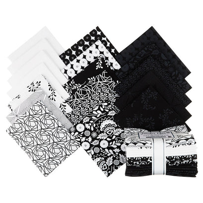Jardin Noir Fat Quarter Bundle