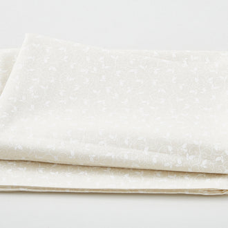 Neutral Notes - Viney Flowers French Vanilla 2 Yard Cut