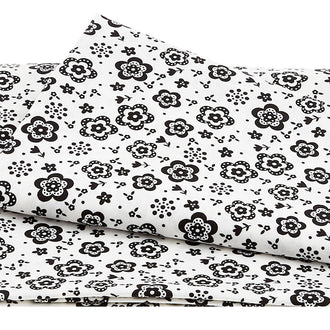 Paradox - Daisy Floral White 2 Yard Cut
