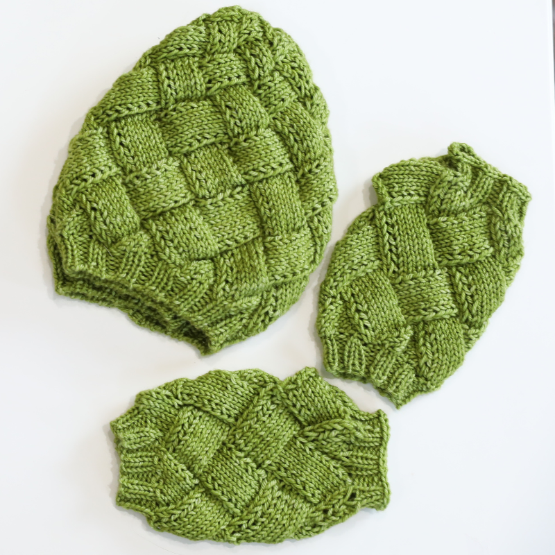 Absolute Fantasy Entrelac Hat and Fingerless Mitts Set Printed Knitting Pattern Primary Image