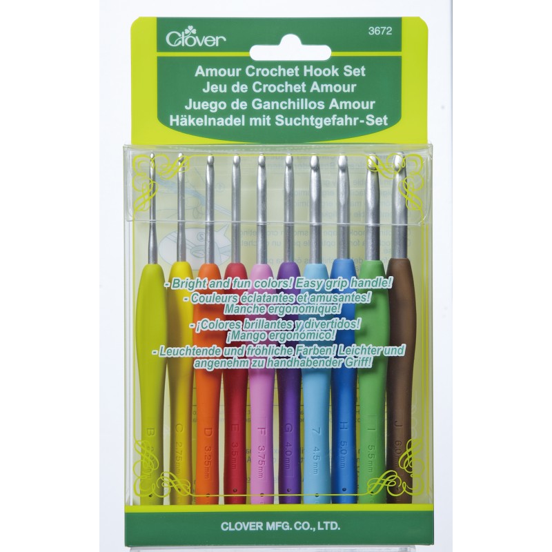 Clover Amour Crochet Hook Set Primary Image
