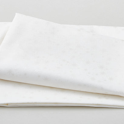Star Sprinkle - Small Stars White Pearl 2 Yard Cut