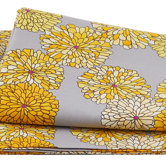 Happy Chance Favorites Mums Grey 2 Yard Cut