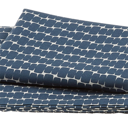 Poppy Pop - Lohko Midnight 2 Yard Cut