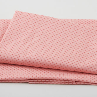 Best Bits - Tiny Set Stars Peach 2 Yard Cut