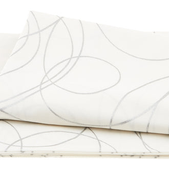 Silverstone: Neutral Dawn - Platinum Swirls Metallic 2 Yard Cut
