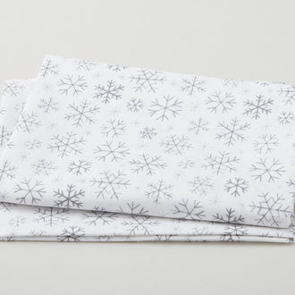 Mistletoe Magic - Snowflake White 2 Yard Cut