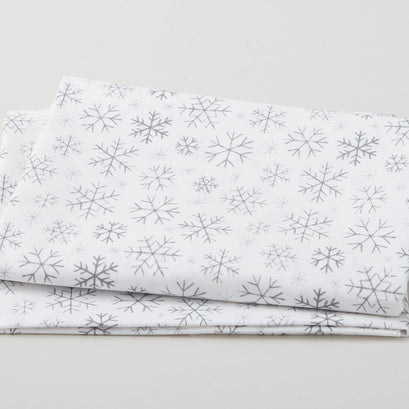 Mistletoe Magic - Snowflake White 2 Yard Cut