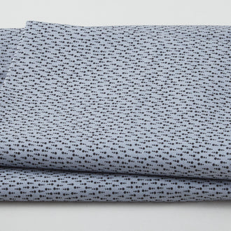 Raindrops - Dots in Rows Gray 3 Yard Cut