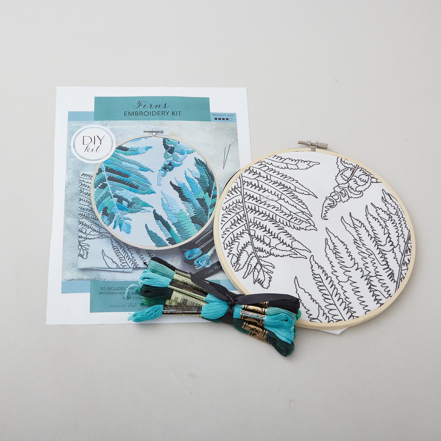 Ferns Botanical Embroidery Kit Alternative View #1