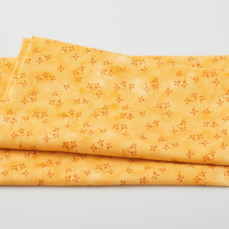 Quilter's Coordinates - Tiny Berry Flowers Gold One Yard Cut