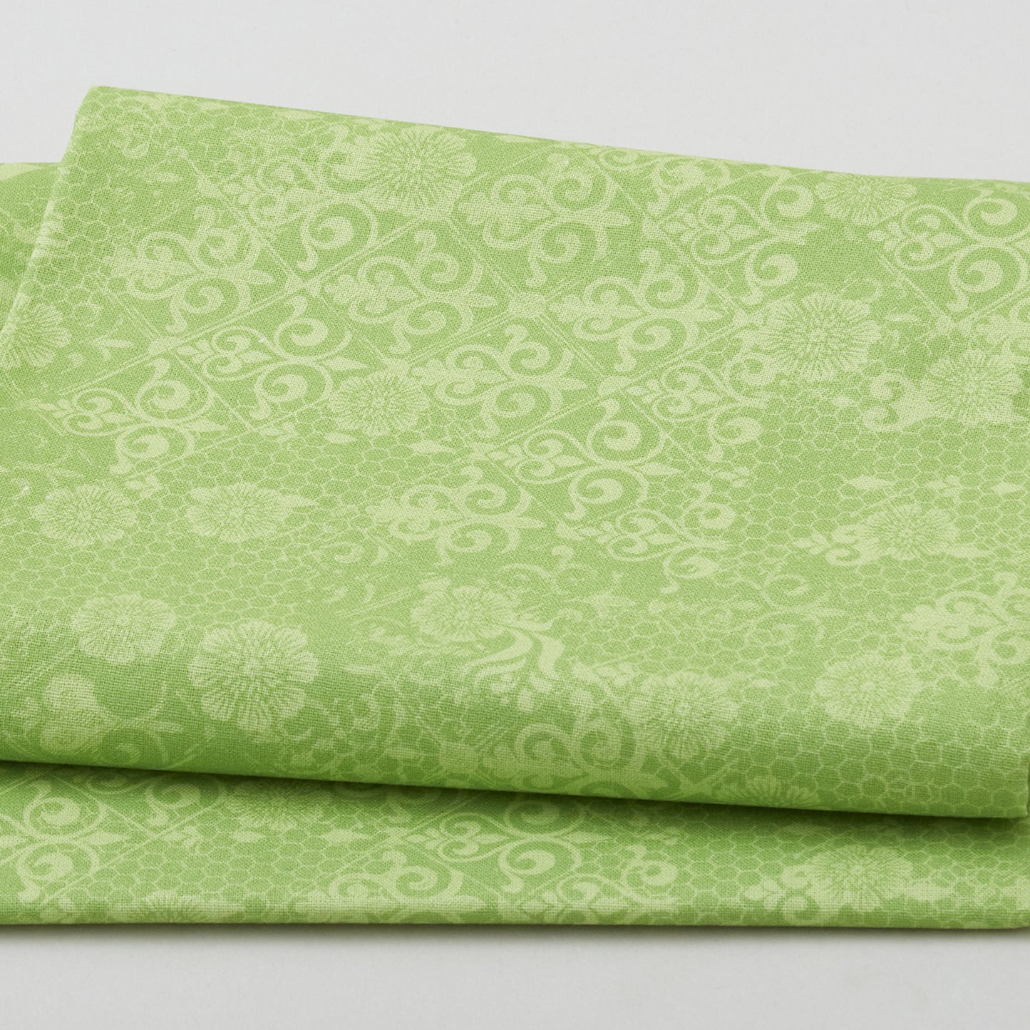 Mixed Medallion Blender - Lime 2 Yard Cut Primary Image
