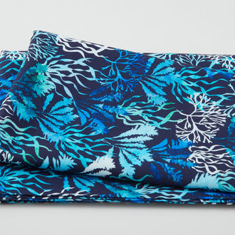 Fanciful Sea Life - Twirling Seaweed Navy 2 Yard Cut