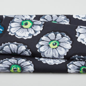 Kaffe - 85 and Fabulous Zinnia Contrast 2 Yard Cut