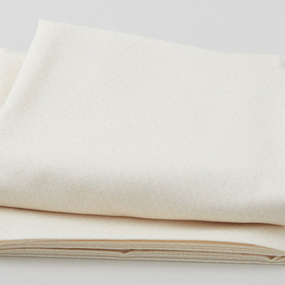 Wilmington Essentials - Tiny Rings Carmel 3 Yard Cut