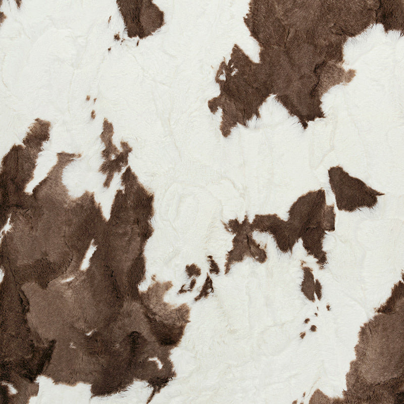 Luxe Cuddle® - Calf Brownie Minky Yardage Primary Image