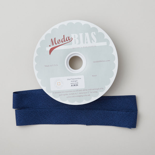 Thatched Bias Binding 20 Yard Spool - Midnight Primary Image