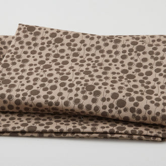SP8 Quilter's Combination - Quilter's Combination Taupe 2 Yard Cut