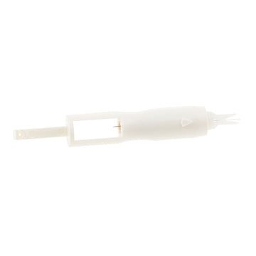 Eversewn Sewing Machine Needle Threader Primary Image