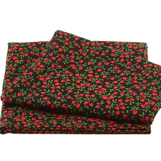 Flowerhouse: Scarlet's Garden Vines Black 2 Yard Cut