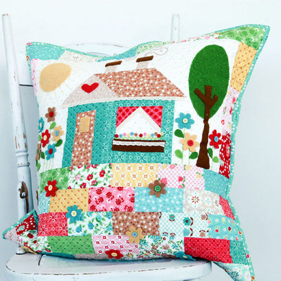 Lori Holt Granny's House Pillow Kit