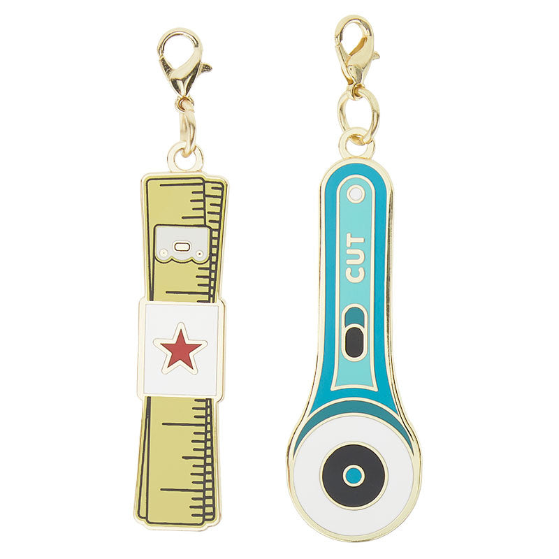 Zipper Charms - Ruler and Rotary Cutter