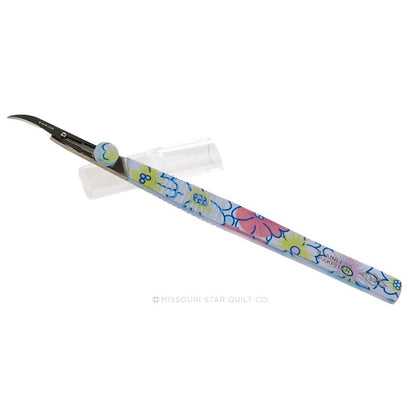 Ultra Pro Seam Ripper with Flower Motif